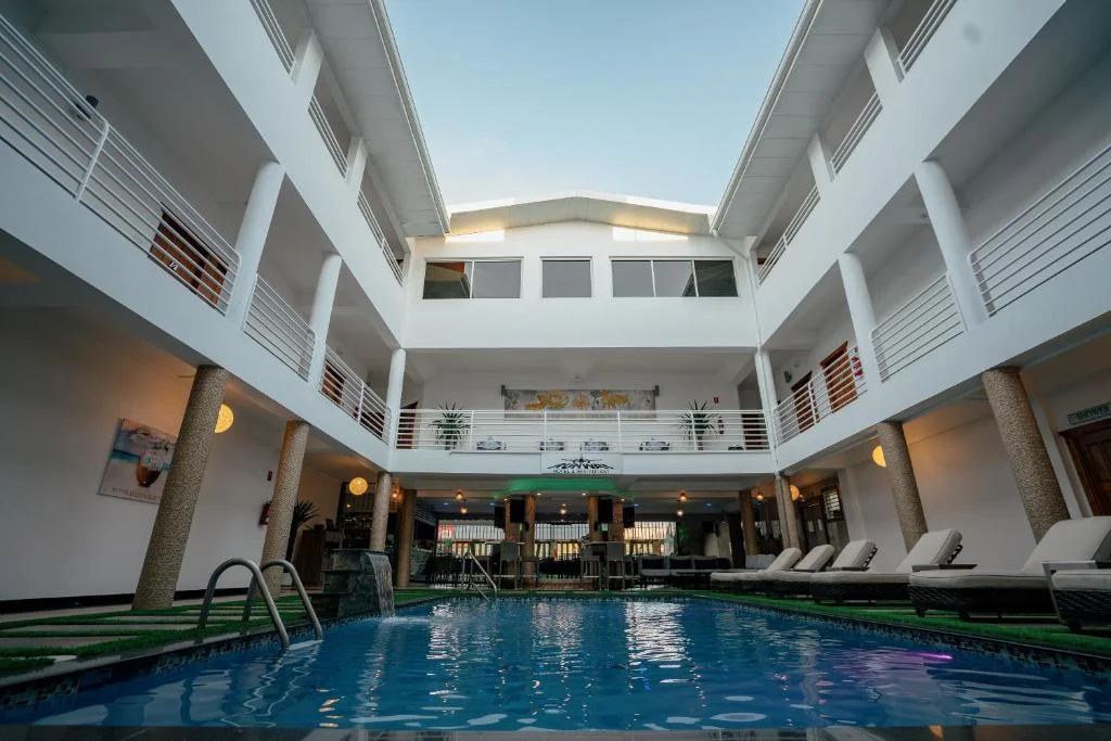 Runaway Restaurant & Hotel